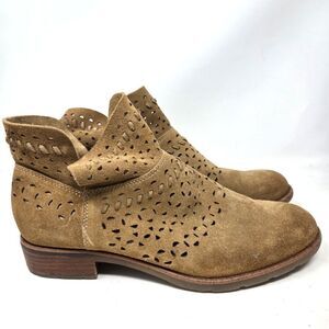 SOFFT Saddle Bristow Tan Suede Perforated Bootie Size 10M